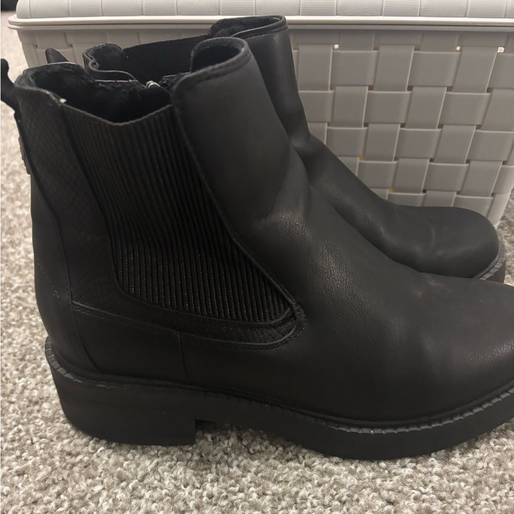 Blowfish Women's Black Ankle Boots